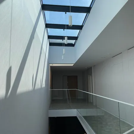 Ovoc Nowe Kolibki * غدينيا